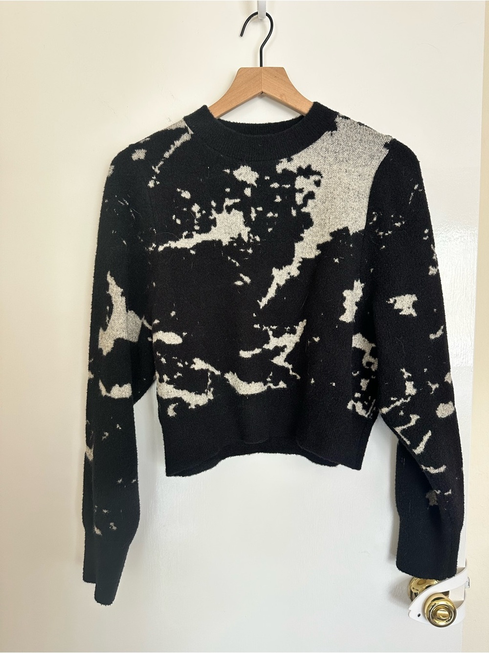 Women’s Black & Cream Abstract Crewneck Sweater, Brand: Kerisma, Size S/M